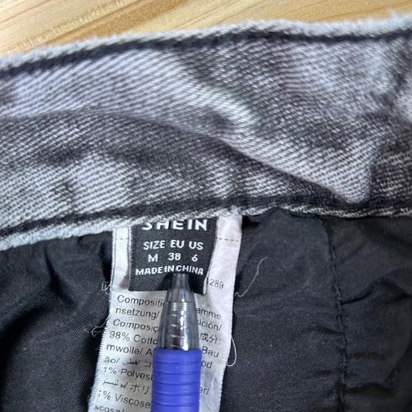 Shein Jeans Womens Size 6 Gray Wash Loose Fit Denim Jeans - Picture 4 of 6